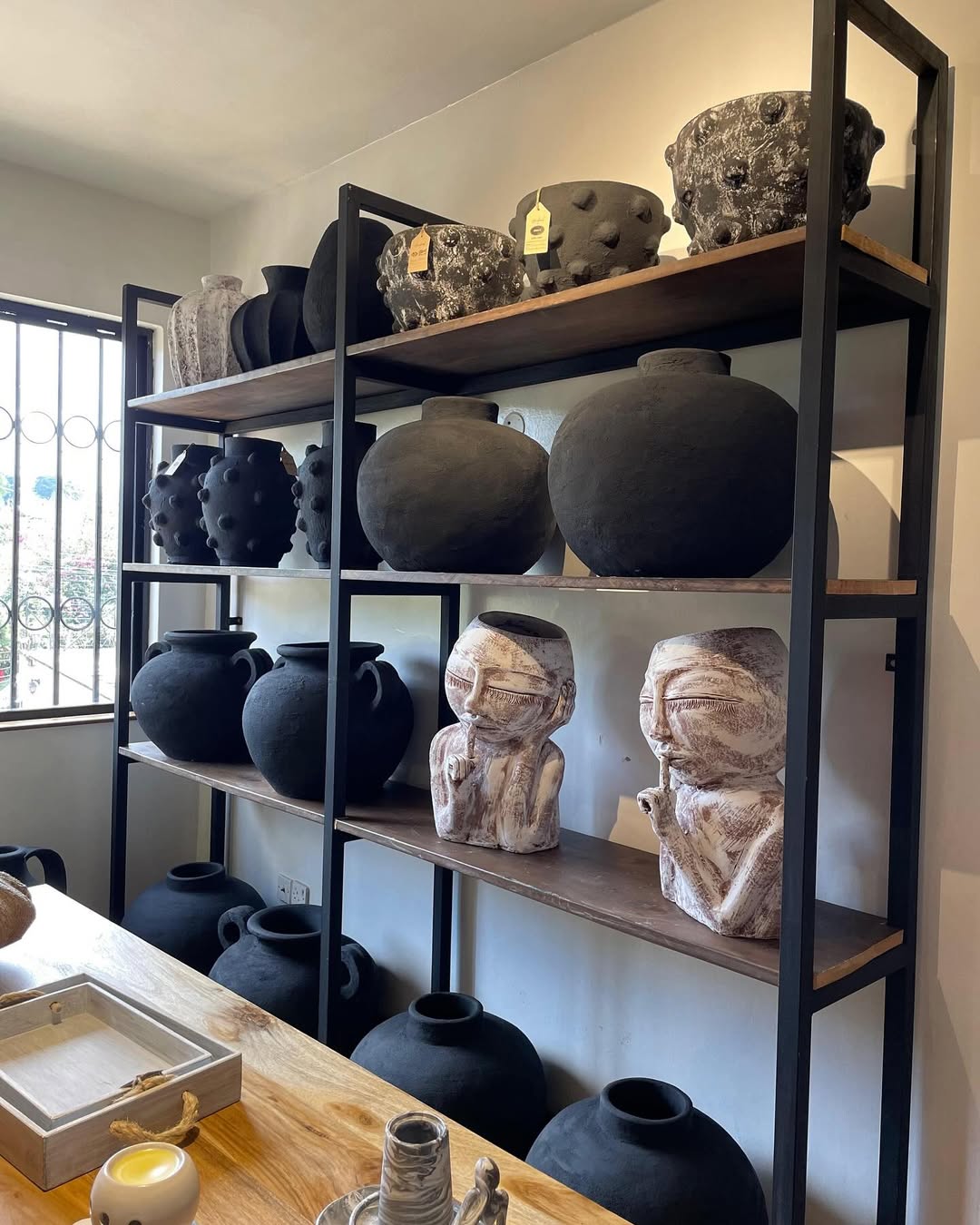 Maasai Sculptural Vessel Collection – 'Enkátá Olng’ej’ (Echo Forms) – Ceramic & Abstract Display Ensemble.