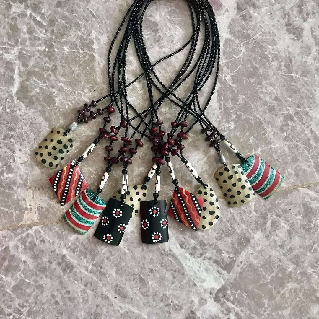 Authentic ‘Arushan’ (Shell) – Maasai Clay Pendant Necklace.