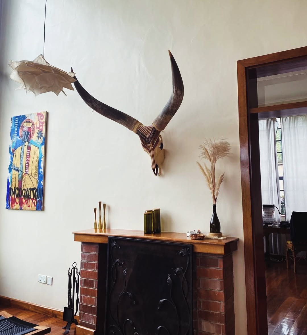 Antelope Skull Mantel Ensemble - Maasai Hearth of Reverence – 'Enkátá Enkop' (Earth & Breath).