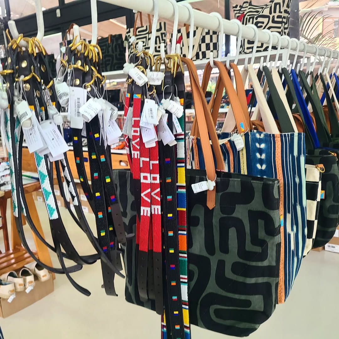 Maasai Vault of Patterned Passage – 'Enkátá Olkirenyi' (Path & Signal) – Accessory Ritual Ensemble