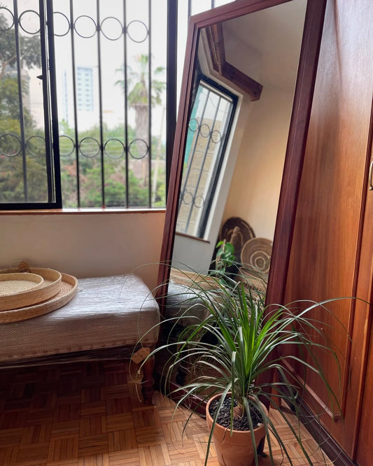 Maasai Mirror & Entry Ensemble – 'Enkareta' (Gentle Arrival) – Reflection & Ritual Corner Set.