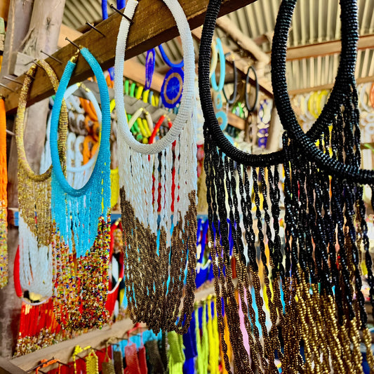 Authentic Maasai Beaded Collar Necklace – Handcrafted Statement Jewelry (‘Olakira’ Collection).