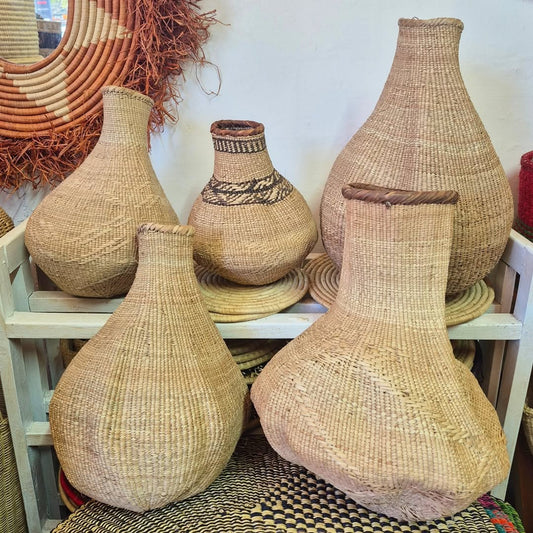 Woven Vessel Ensemble with Star Wall Hanging - Circle of Memory & Form – Enkito e Naramat (Step of Stillness).