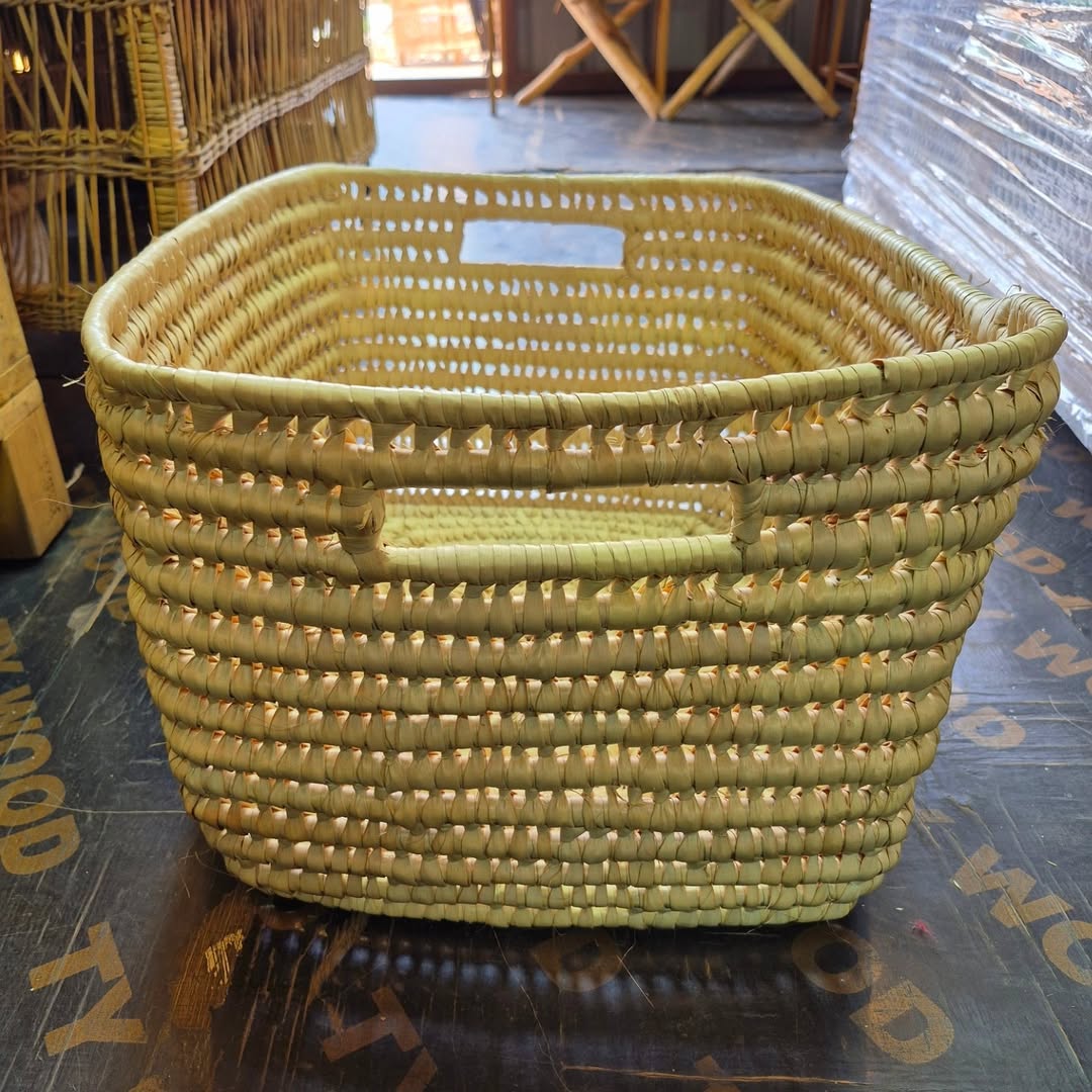 Rectangular Woven Basket with Carry Handles - Circle of Containment & Craft – Enkito e Naramat (Step of Stillness).