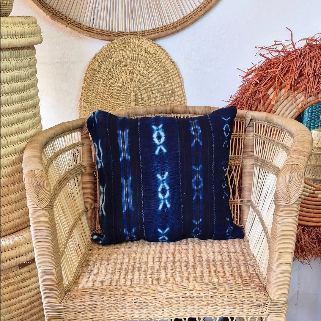 Rattan Chair with Indigo Cushion - Circle of Seat & Symbol – Enkito e Enkai (Step of Illumination).