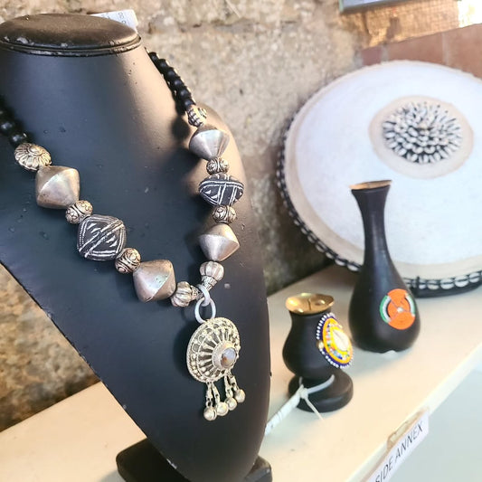 Maasai Ritual Necklace & Artifact Ensemble - Maasai Vault of Pendant Presence – 'Enkátá Olmuran' (Warrior & Offering).