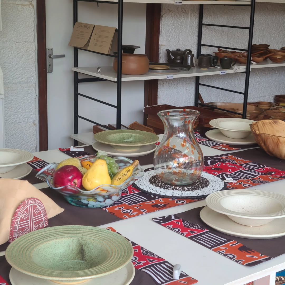 Artisan Dining Ensemble. - Maasai Vault of Hosted Bloom – 'Enkátá Enkare' (Pour & Gather).