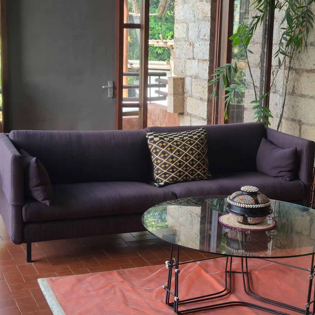 Maasai Vault of Hosted Stillness – 'Enkátá Enkare' (Pour & Pause) – Living Room Ritual Ensemble.