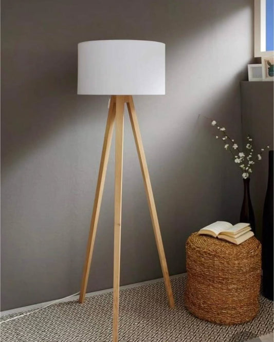 Artisan Stillness Corner – Tripod Light & Woven Pause – Enkito e Enkai (Step of Grace).