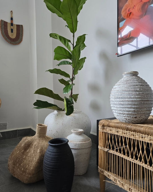 Sculpted Vessels & Woven Presence - Circle of Texture & Offering – Enkito e Enkai (Step of Grace).