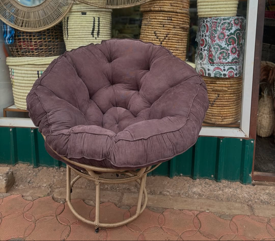 Plum Papasan Chair with Basket Ensemble - Circle of Depth & Display – Enkito e Naramat (Step of Stillness).
