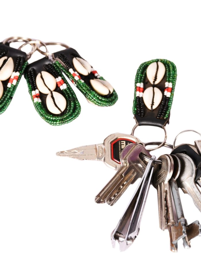 Cowrie Beaded Keychain – Olng’ejuk le Olkaria (Vessel of the Hearth) – Shell Spirit Edition.