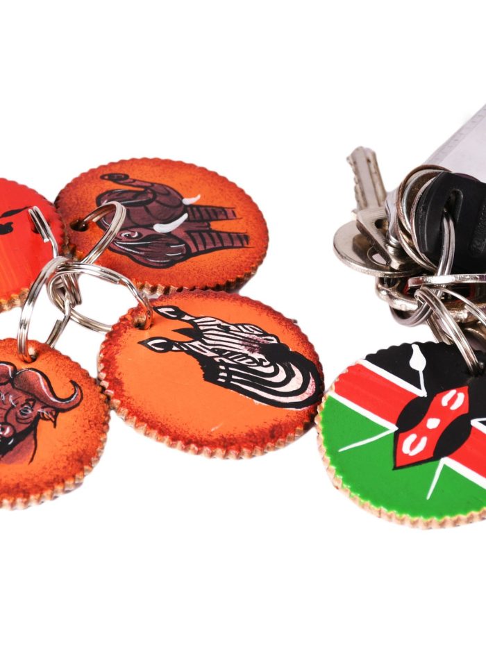 Cowrie Beaded Keychain – Olng’ejuk le Olkaria (Vessel of the Hearth) – Shell Spirit Edition.