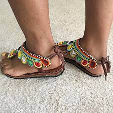 Handmade Maasai Beaded Sandals – Teardrop Motif with Ankle Tie – Enkito e Sidai (Step of Beauty).
